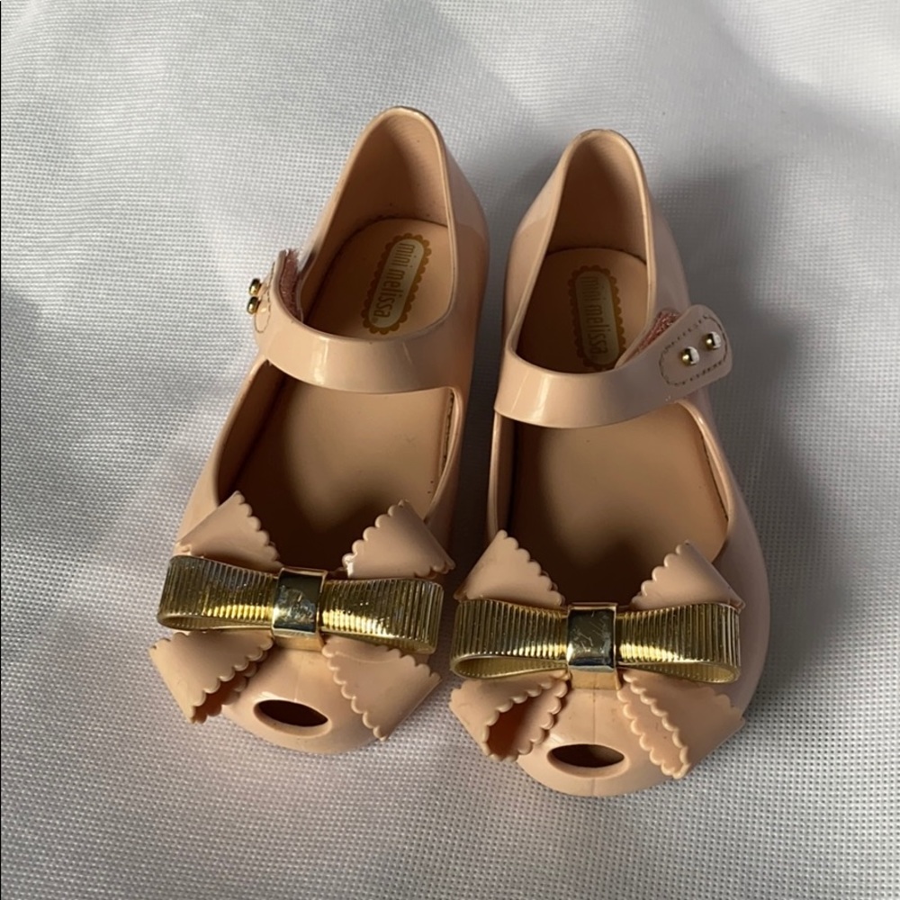 Minnie Melissa Beige And Gold with Bow